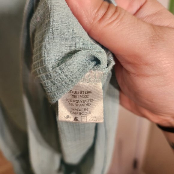 Merl E Pere Button Top Size M - Picture 5 of 6